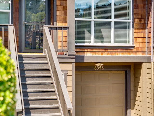 8996 Se CHLOE Ln, Happy Valley, OR 97086