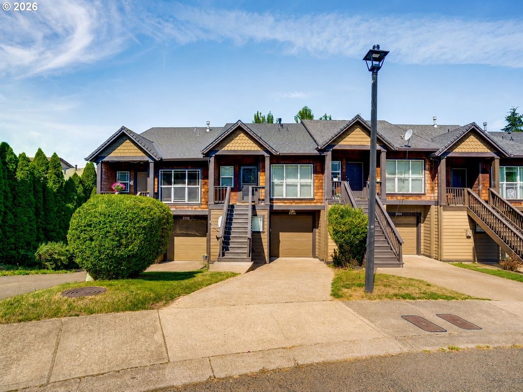 8996 Se CHLOE Ln, Happy Valley, OR 97086