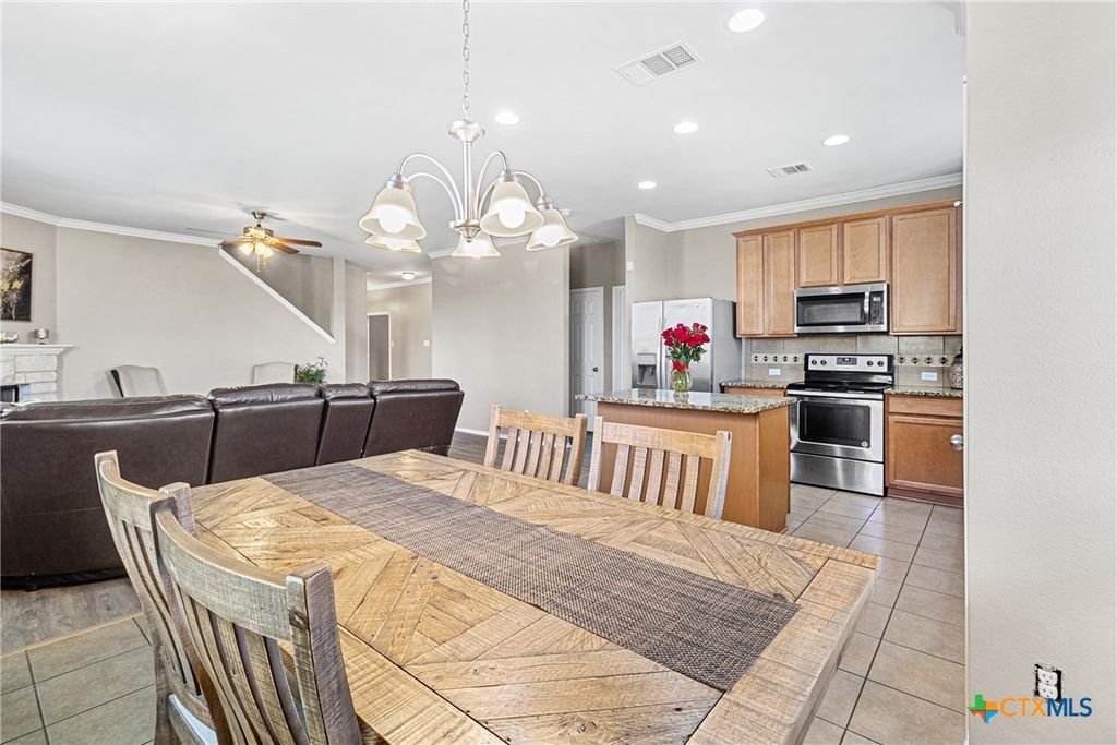 Image 14 of property listing at 3304 Claymore Street, Killeen, TX 76542
