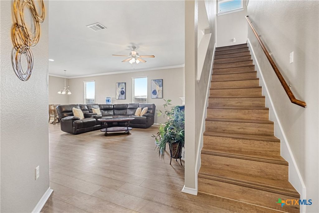 Image 6 of property listing at 3304 Claymore Street, Killeen, TX 76542