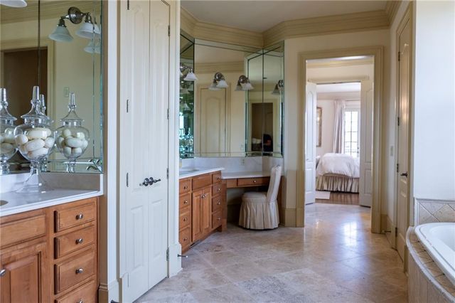 1005 Heards Ferry Road, Atlanta, GA 30328