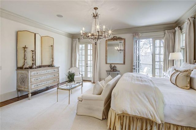 1005 Heards Ferry Road, Atlanta, GA 30328