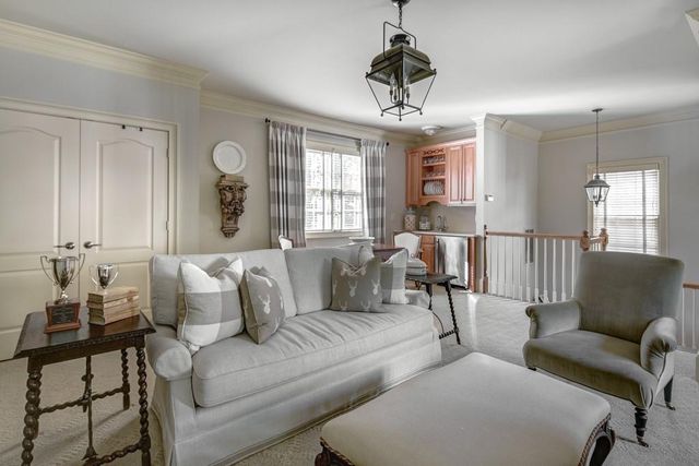 1005 Heards Ferry Road, Atlanta, GA 30328