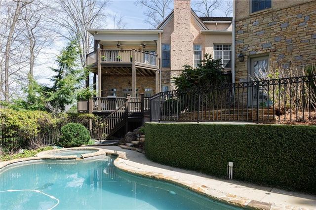 1005 Heards Ferry Road, Atlanta, GA 30328