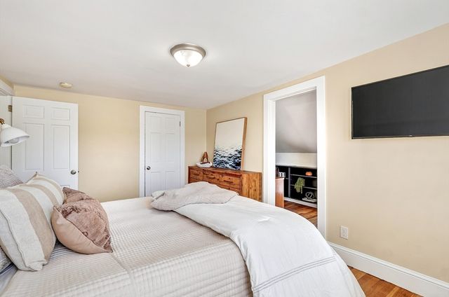 2 Carlisle Rd 2, Bedford, MA 01730