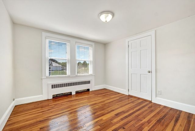 2 Carlisle Rd 2, Bedford, MA 01730