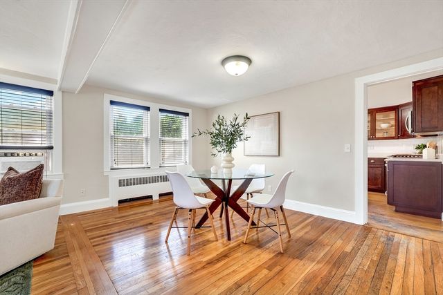 2 Carlisle Rd 2, Bedford, MA 01730