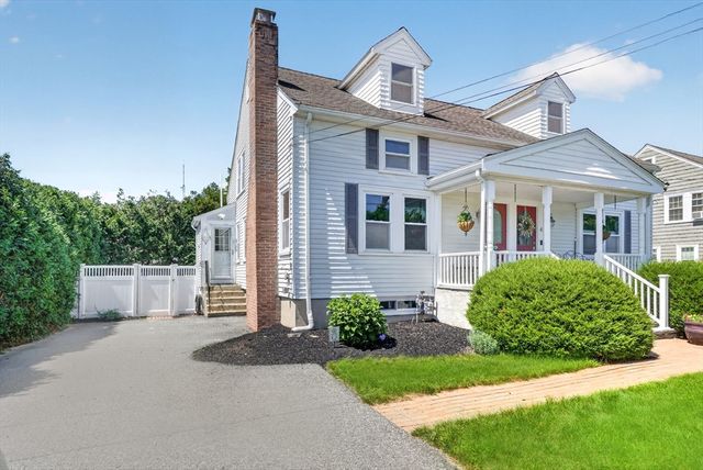 2 Carlisle Rd 2, Bedford, MA 01730