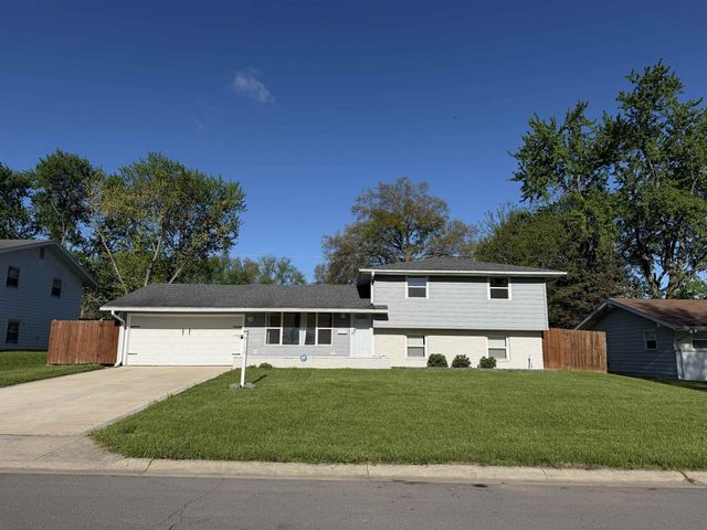 5010 Roberta Drive, Fort Wayne, IN 46806