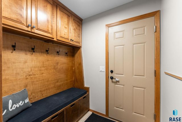 1305 S Fernwood Ave Avenue, Brandon, SD 57005