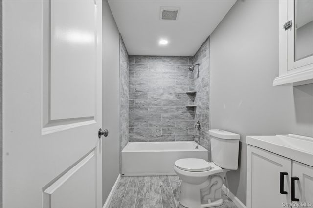 700 Hallock Avenue, Port Jefferson Station, NY 11776