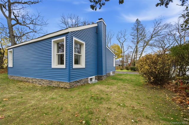 700 Hallock Avenue, Port Jefferson Station, NY 11776