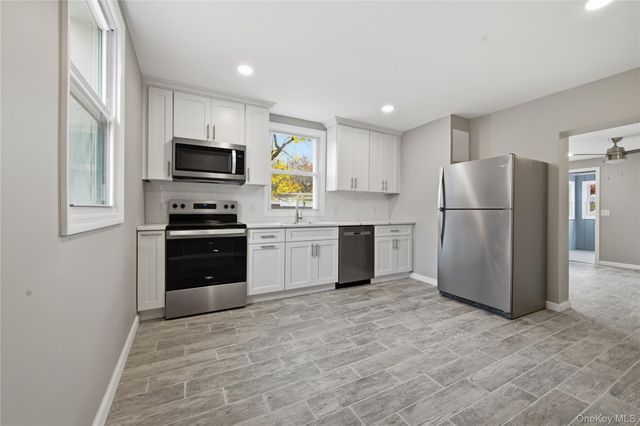 700 Hallock Avenue, Port Jefferson Station, NY 11776