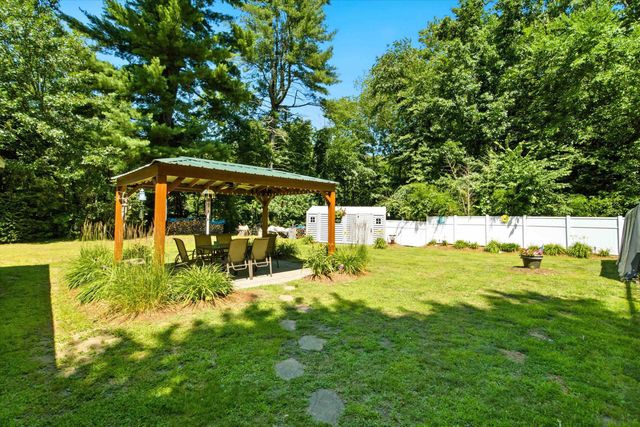 30 Danis Park Road, Goffstown, NH 03045