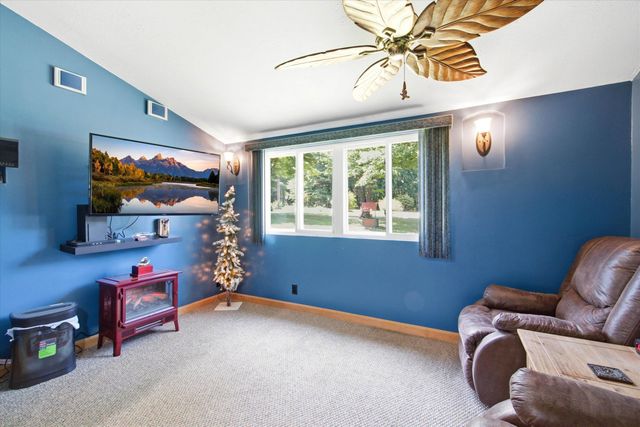 30 Danis Park Road, Goffstown, NH 03045