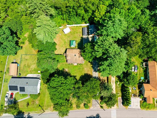 30 Danis Park Road, Goffstown, NH 03045