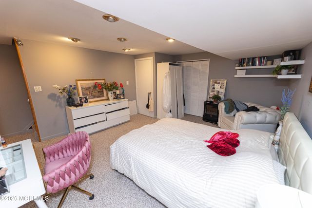 276 Longwood Drive 27-6, Englishtown, NJ 07726