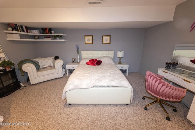 276 Longwood Drive 27-6, Englishtown, NJ 07726