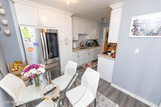 276 Longwood Drive 27-6, Englishtown, NJ 07726