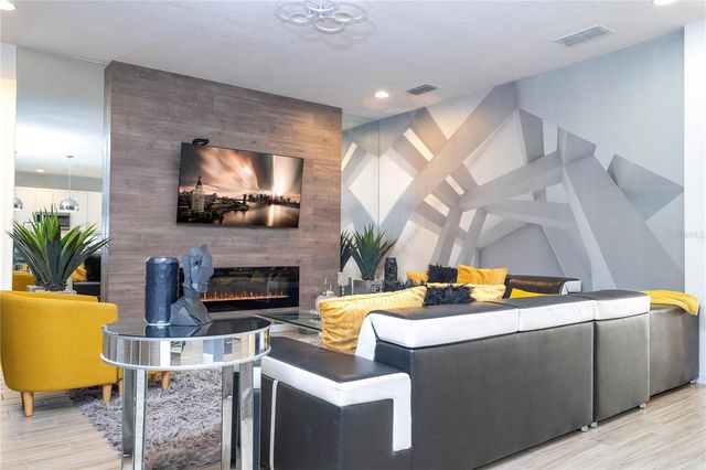 2651 CALISTOGA AVENUE, Kissimmee, FL 34741