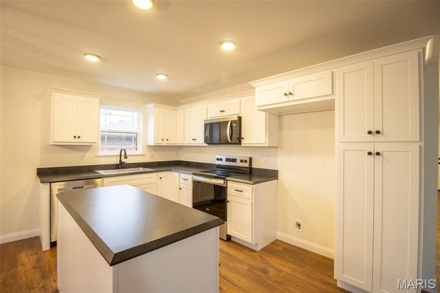 6 Steele Drive, Granite City, IL 62040