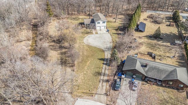 2190 CARLETON AVENUE, Appleton, WI 54915