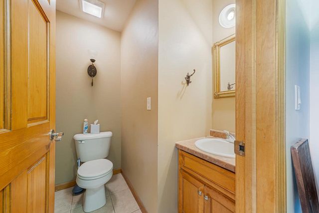 2190 CARLETON AVENUE, Appleton, WI 54915