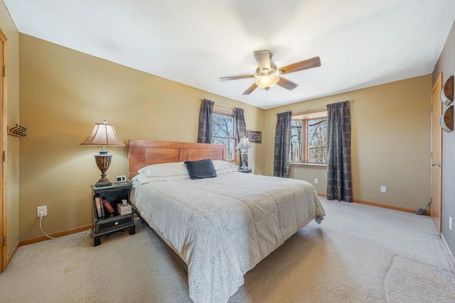 2190 CARLETON AVENUE, Appleton, WI 54915