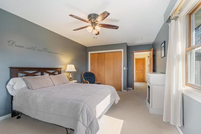 2190 CARLETON AVENUE, Appleton, WI 54915