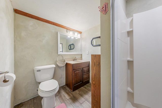 2190 CARLETON AVENUE, Appleton, WI 54915