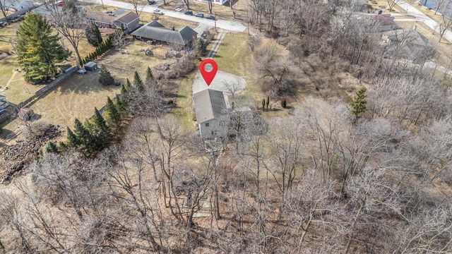 2190 CARLETON AVENUE, Appleton, WI 54915