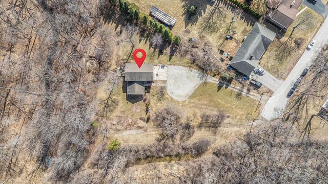 2190 CARLETON AVENUE, Appleton, WI 54915