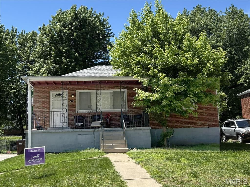 415 Warford Avenue, Ferguson, MO 63135
