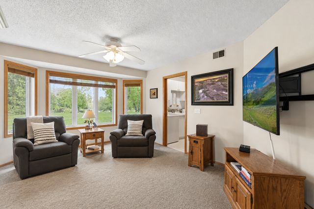 13382 43rd Alcove NE, Saint Michael, MN 55376