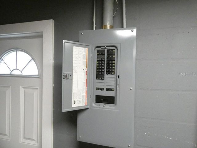 8515 WINDY HILL LANE, Hudson, FL 34667