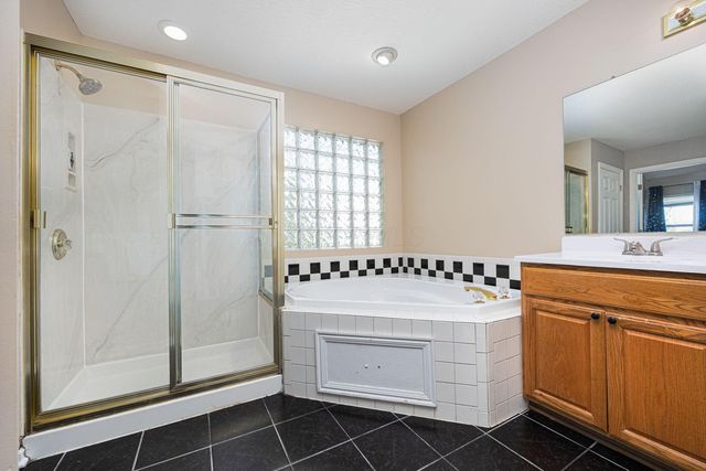 6566 Morningside Drive, Lewis Center, OH 43035