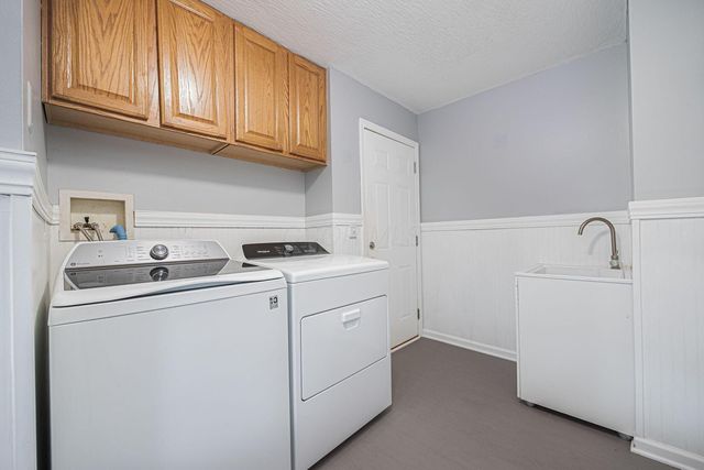 6566 Morningside Drive, Lewis Center, OH 43035