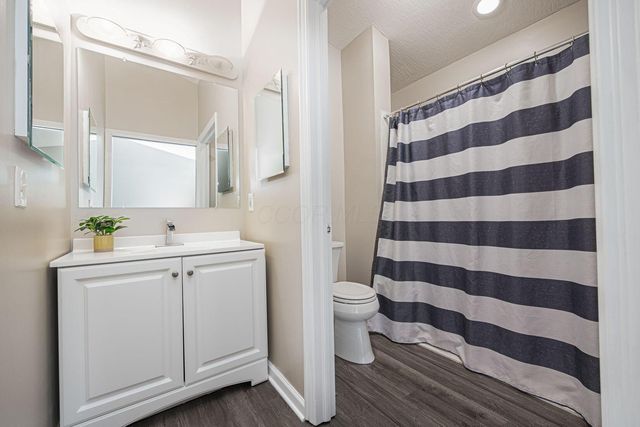 6566 Morningside Drive, Lewis Center, OH 43035