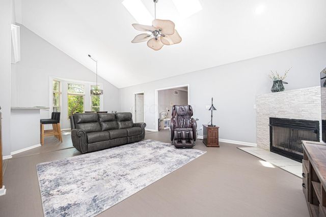 6566 Morningside Drive, Lewis Center, OH 43035