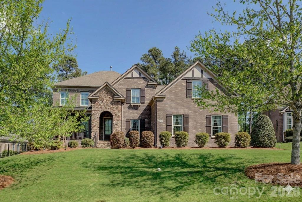 13017 Avila Court, Charlotte, NC 28278