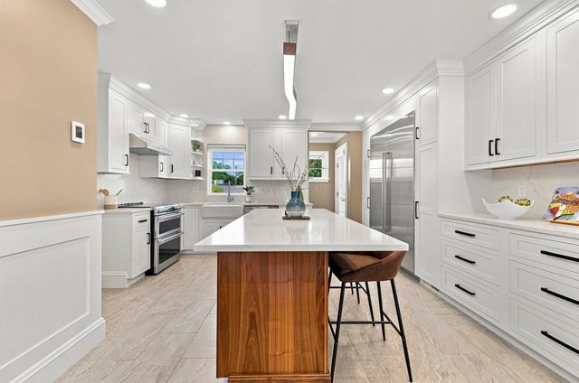 16 Rural Ave, Medford, MA 02155