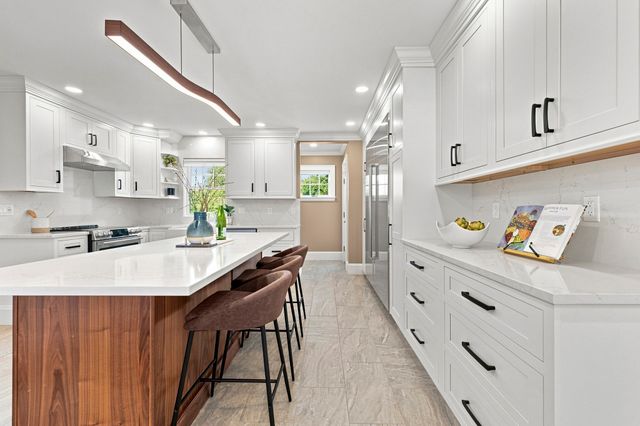 16 Rural Ave, Medford, MA 02155