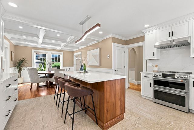 16 Rural Ave, Medford, MA 02155