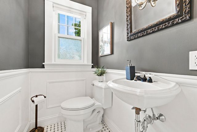 16 Rural Ave, Medford, MA 02155