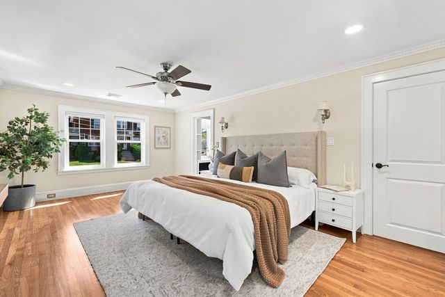 16 Rural Ave, Medford, MA 02155