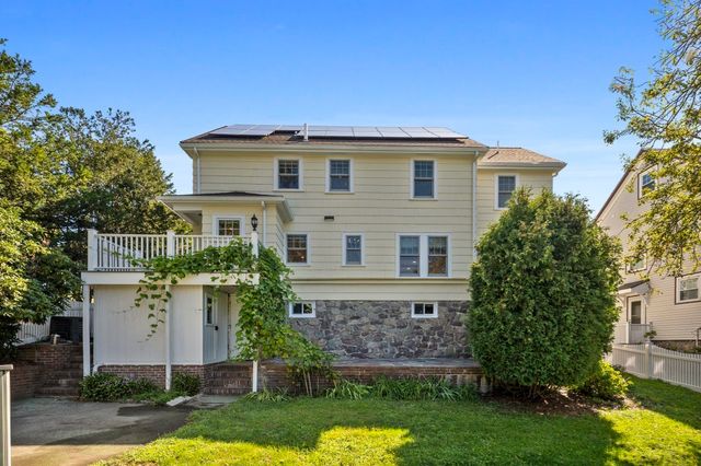 16 Rural Ave, Medford, MA 02155