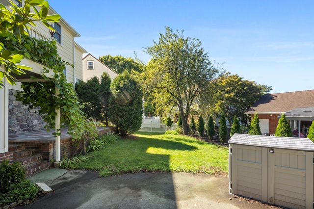 16 Rural Ave, Medford, MA 02155