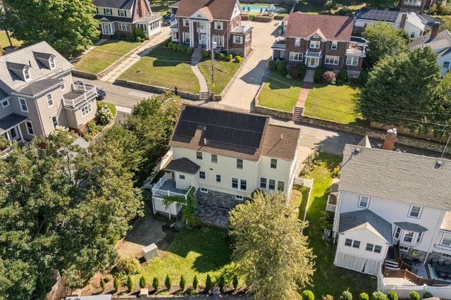 16 Rural Ave, Medford, MA 02155