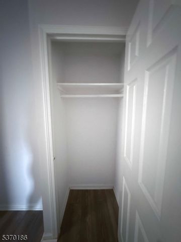 86 N 11Th St, Newark City, NJ 07107