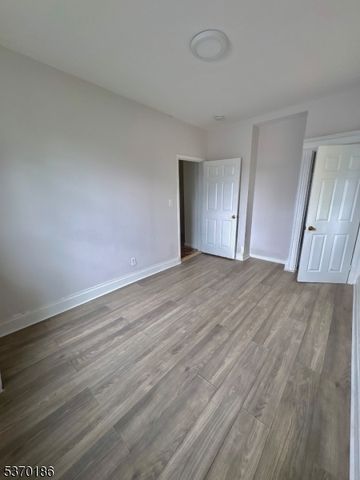 86 N 11Th St, Newark City, NJ 07107